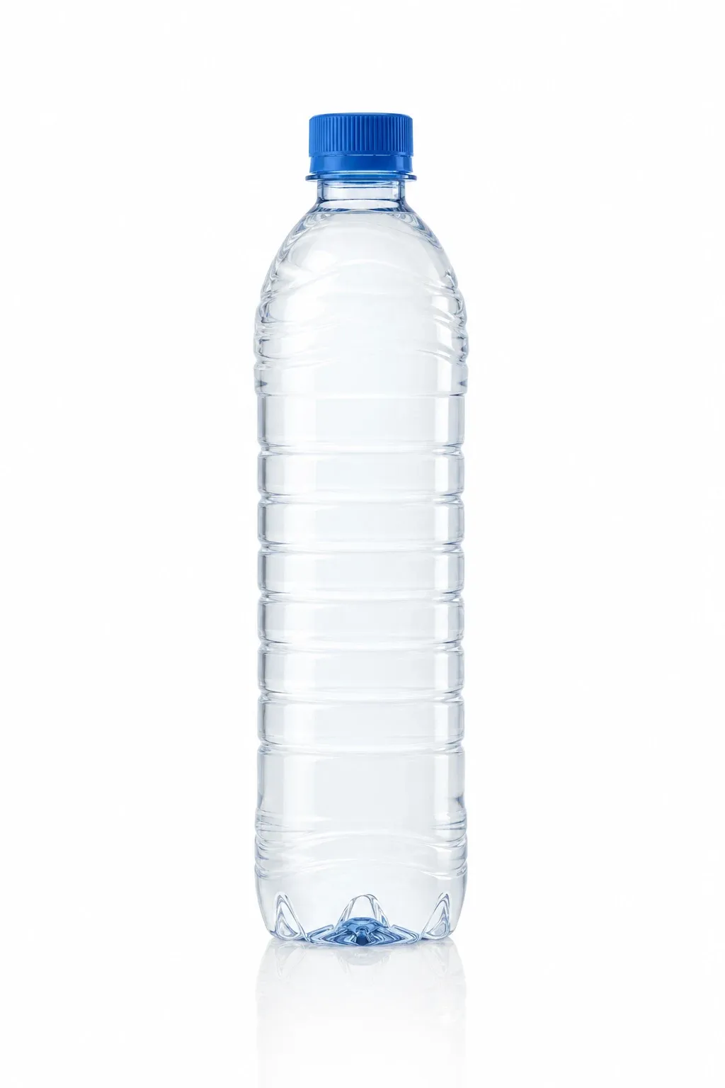 تصور مرجعي لعبوة PET بدون علامة تجارية تمثل مسار الاستخدام هذا. المشروبات و Water زجاجات