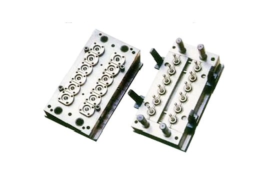 Two Step Bottle Embryo Mould 3 product photo